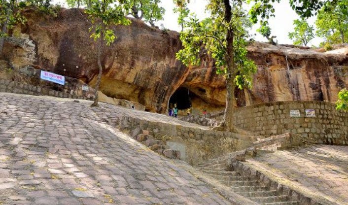 Surguja State, India